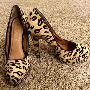 Genuine Aldo Heels - size 7